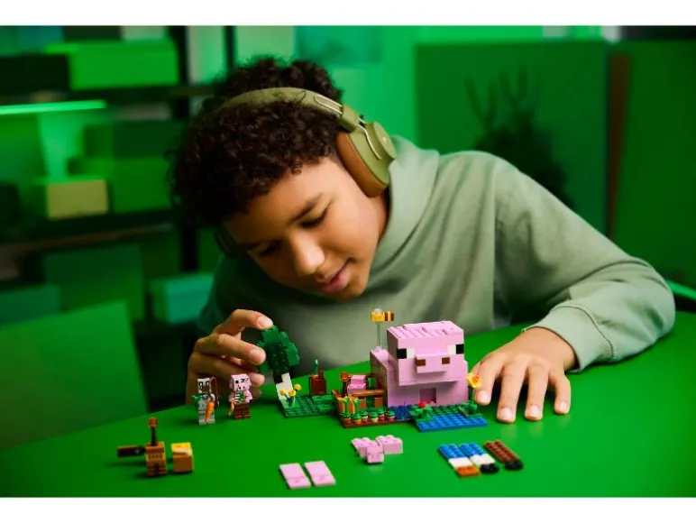 21268 Het huis van het biggetje<Lego Minecraft Discount