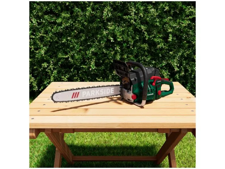 Benzine kettingzaag 2 kW<PARKSIDE® Hot