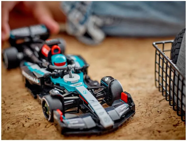 Mercedes-AMG F1® W15 racewagen 77244<LEGO® Speed Champions